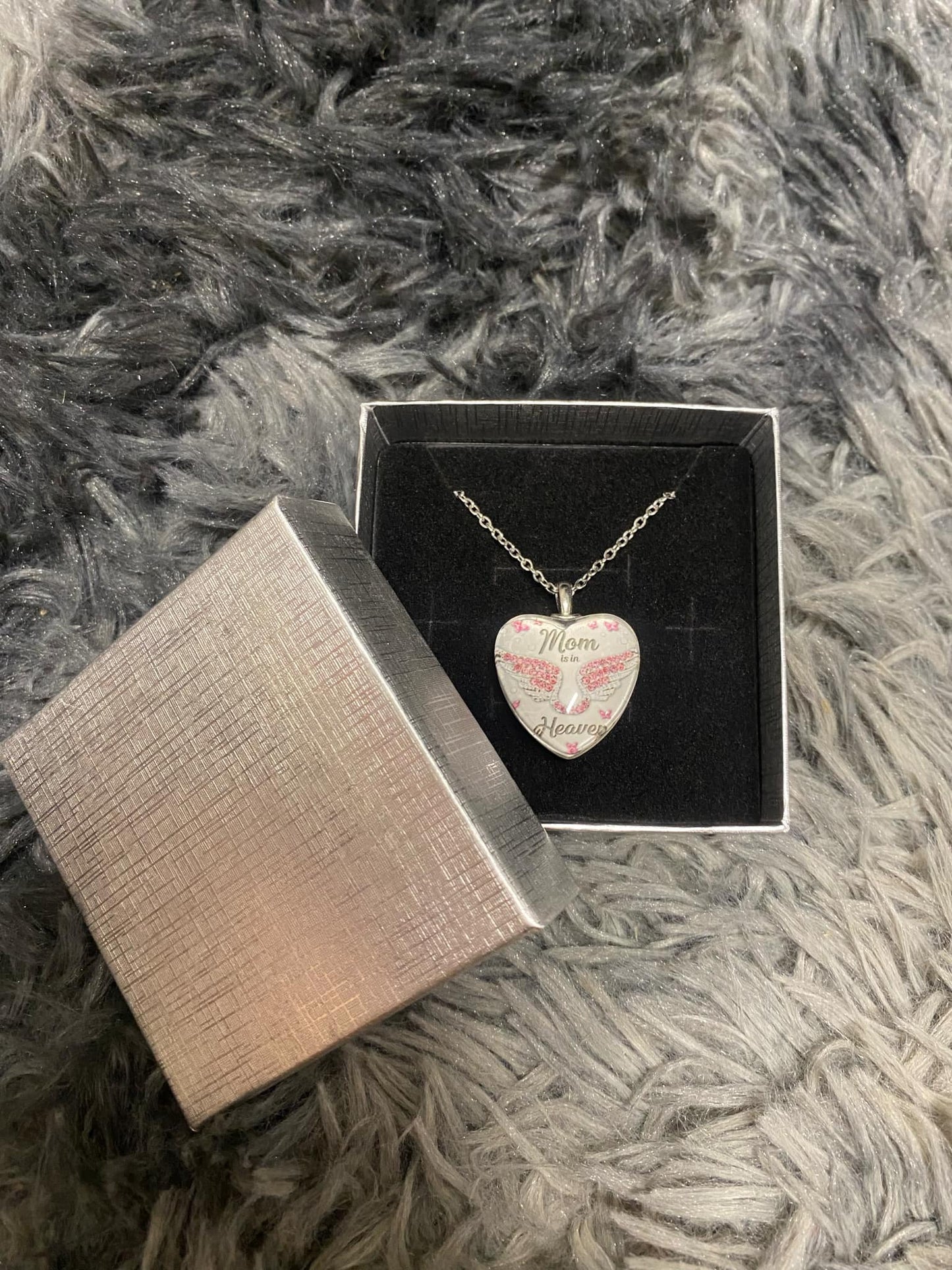 REMEMBER ME NECKLACE